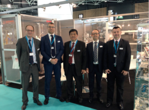 Star Automation In seconda e terza posizione da sinistra, l’Ing. Niero, nuovo Sales Manager, e Shoji Ishibashi, nuovo MD